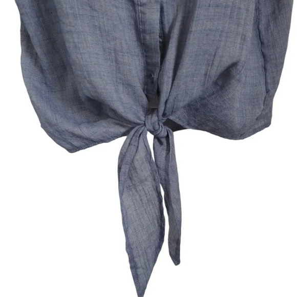 Bleuh Ciel Front  Knot Button Down Blouse, M - Picture 6 of 9